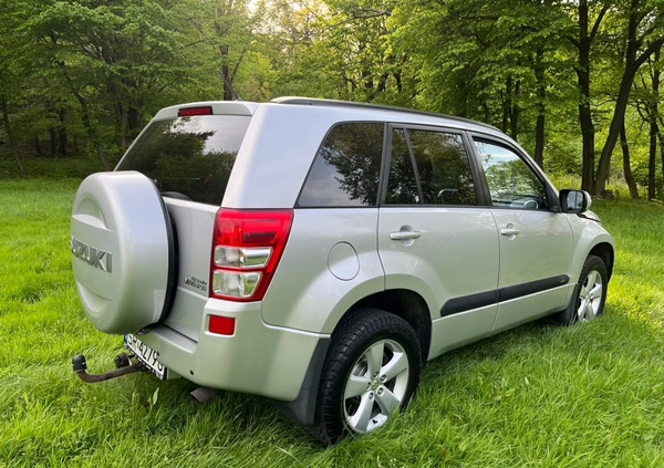 Suzuki Grand Vitara cena 40000 przebieg: 166000, rok produkcji 2009 z Biała małe 379